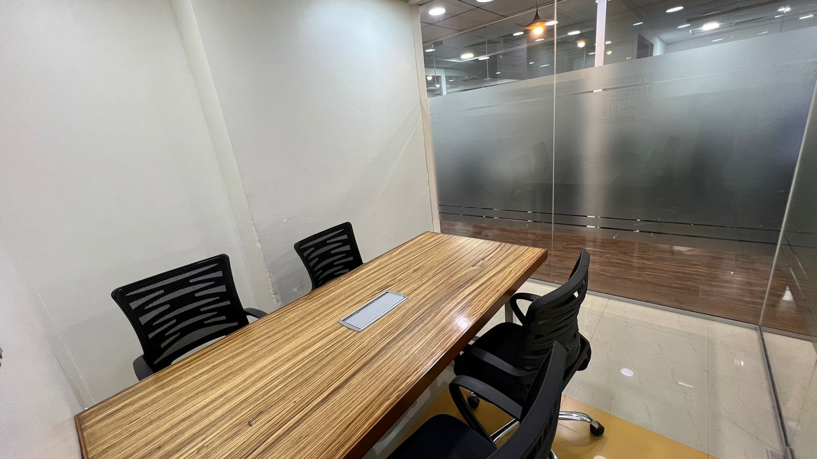 Meeting Rooms in Hinjewadi BI470